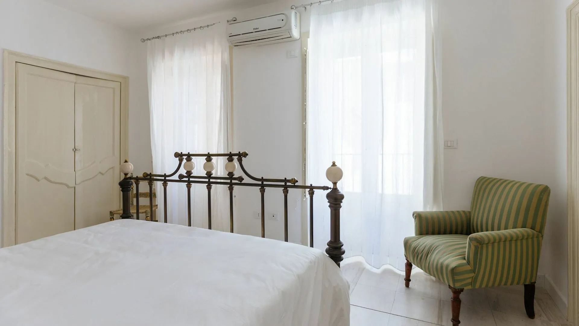 Sant'Elia Prestige Apartment With Balcony Palermo