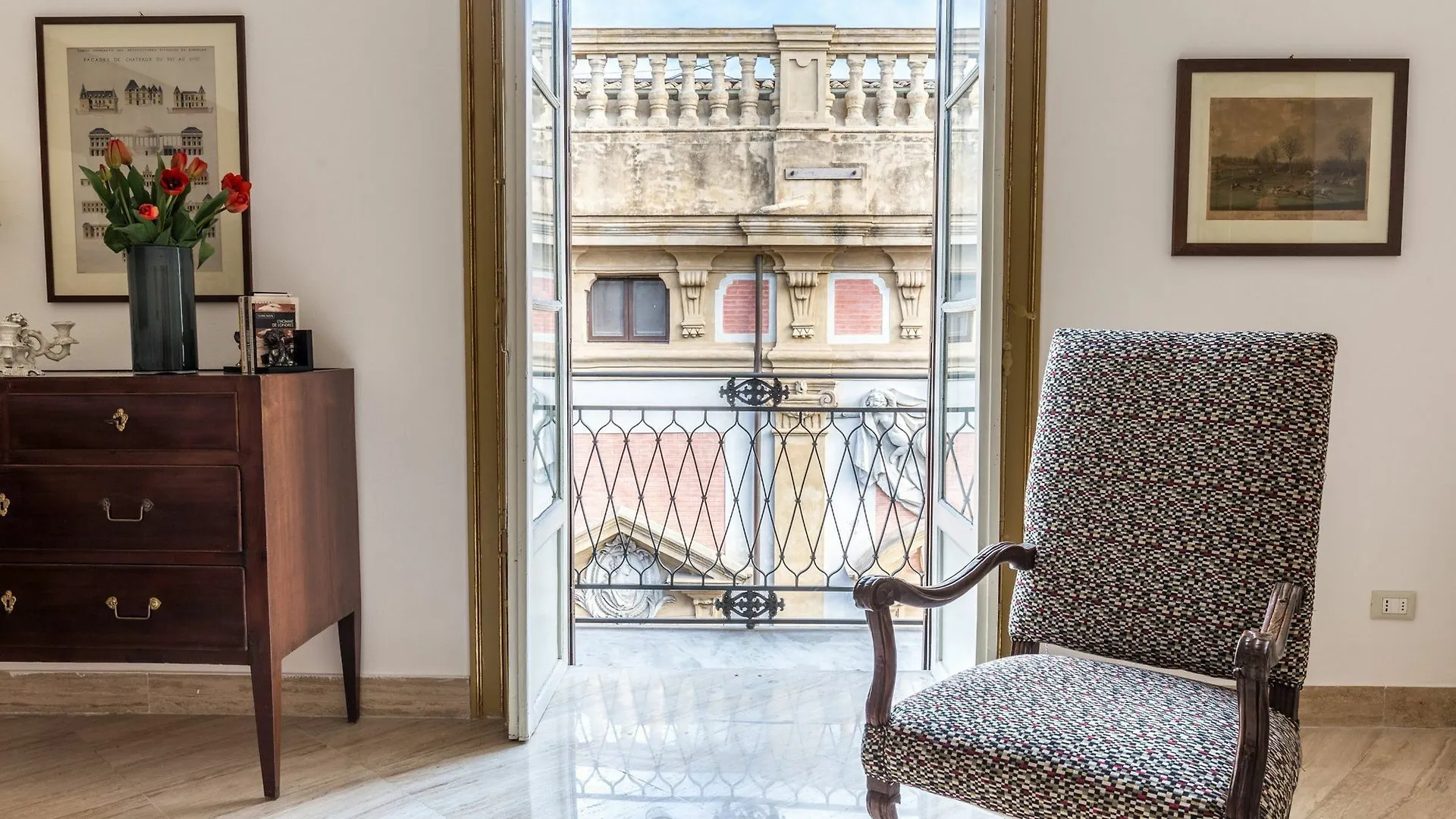 Sant'Elia Prestige Apartment With Balcony Palermo